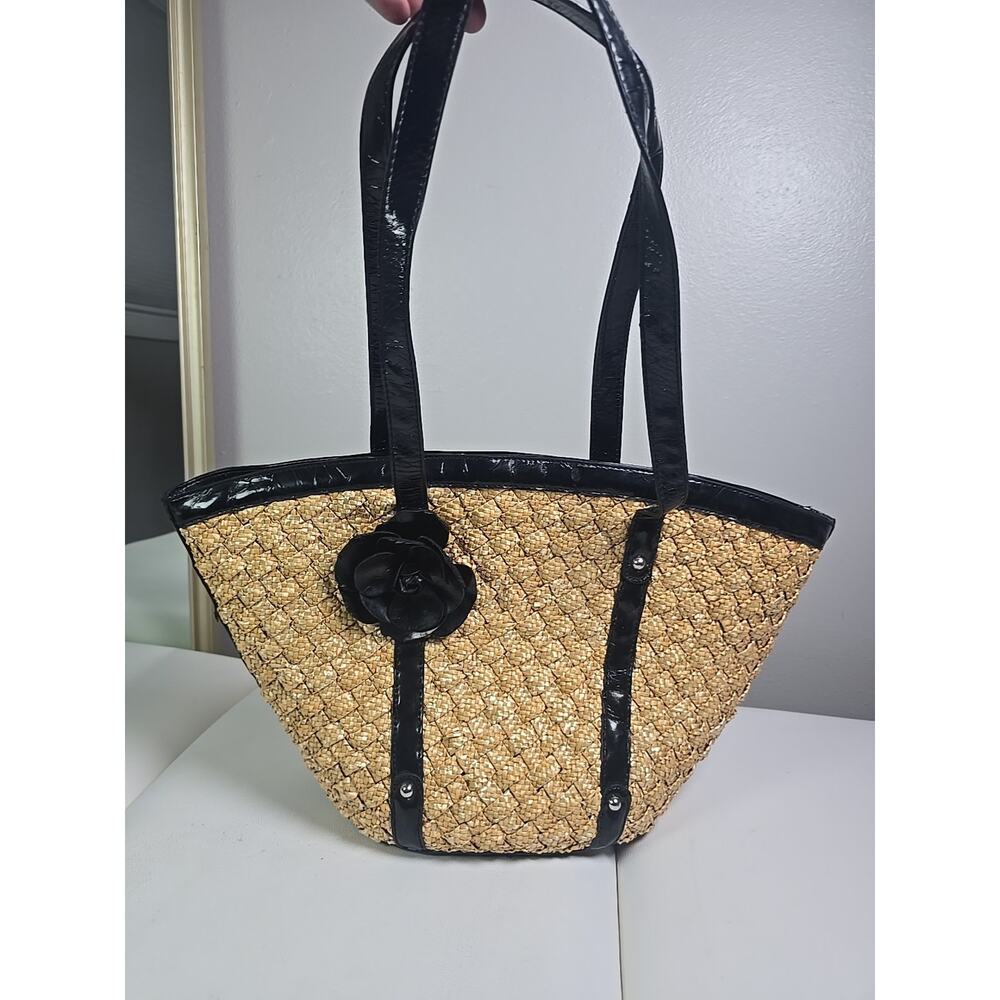 Coldwater Creek Straw Bucket Bag With Pouch and Faux Leather Rose Travel Beach